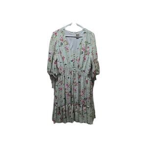 Taylor Woman Green Floral Dress V-Neck 3/4 Sleeve Smocked Waist 14W